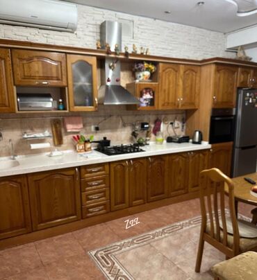 mətbəxt mebel: *MƏTBƏX mebeli :-TƏCİLİ SATILIR*‼️ QİYMƏT:-599azn ÖLÇÜ:-5 ÜZƏRİNDƏ