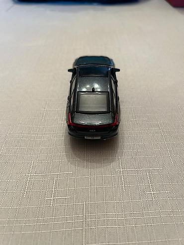 lego oyuncaq: Metall oyuncaq avtomobil – sedan/krossover üslubunda mini model - — 2