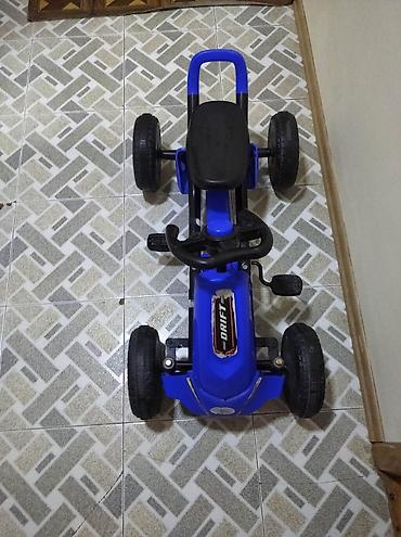 Uşaq dünyası: Uşaq pedallı go-kart maşını - Rəng: mavi - 4 təkərli, stabil — 3