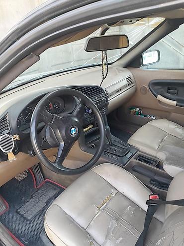 BMW: BMW 3 Series E36 sedan - Mühərrik: benzin, 6 silindir (şəhərdaxili — 10