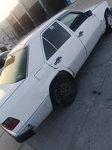 рул мерс 124: Mercedes-Benz W124: 1994 г., 3 л, Кол менен иштөөчү, Дизель, Седан — 4