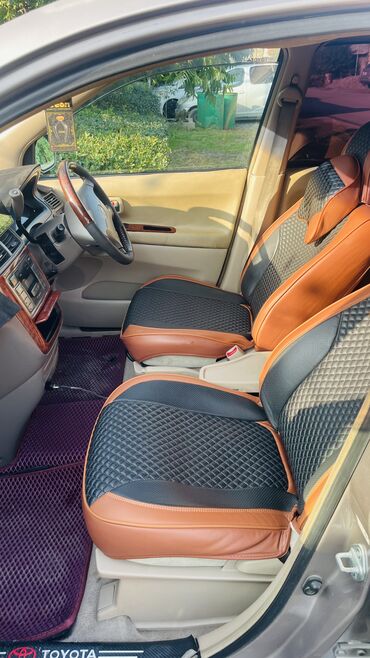 срочно продам машину дёшево: Toyota Gaia: 2002 г., 2 л, Автомат, Бензин