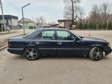 мерседес венс: Mercedes-Benz W124: 1991 г., 2.2 л, Механика, Бензин, Седан