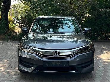 2016: Honda Accord: 2017 г., Автомат, Бензин, Седан — 1