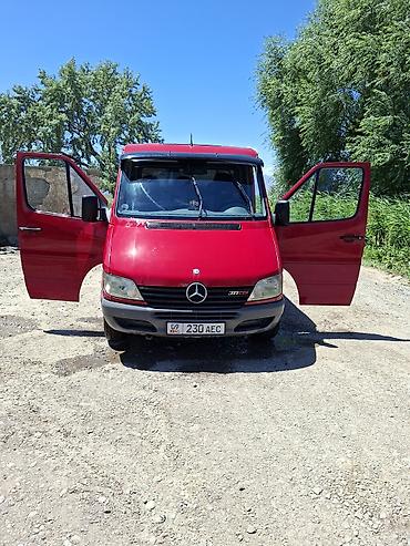 адмен спринтер: Mercedes-Benz Sprinter 311 CDI, короткая база, красный фургон. Кузов — 7