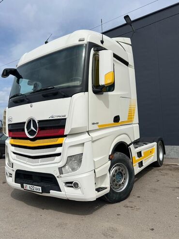 дом на колесах: Тягач, Mercedes-Benz, 2015 г., Без прицепа