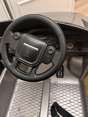 Uşaq dünyası: Uşaq elektrik maşını – Land Rover (Range Rover) stili Az sürülüb — 3