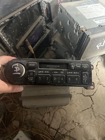 Сenter console Honda Б/у, Оригинал, Япония at lalafo.kg Сenter console Honda Б/у, Оригинал, Япония