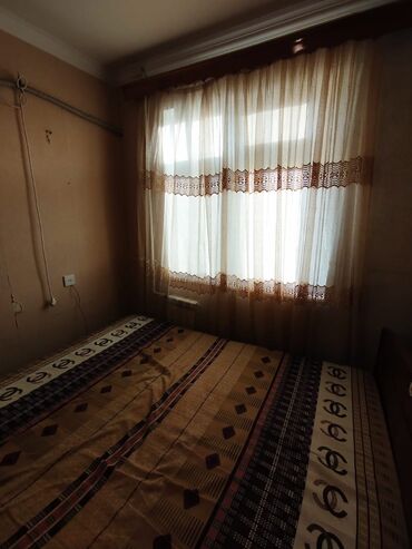 Uzunmüddətli kirayə mənzillər: Kirayə Həzi Aslanov metrosu dan 10 dəq məsafədə 2 otaq 6/5 Orta — 13