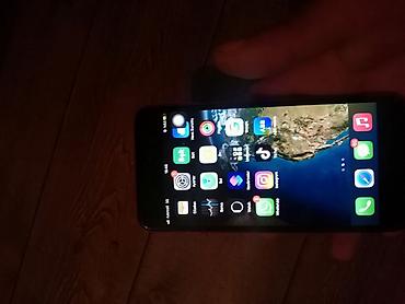 Apple iPhone: IPhone 8 Plus, 64 GB, Qırmızı, Simsiz şarj — 3