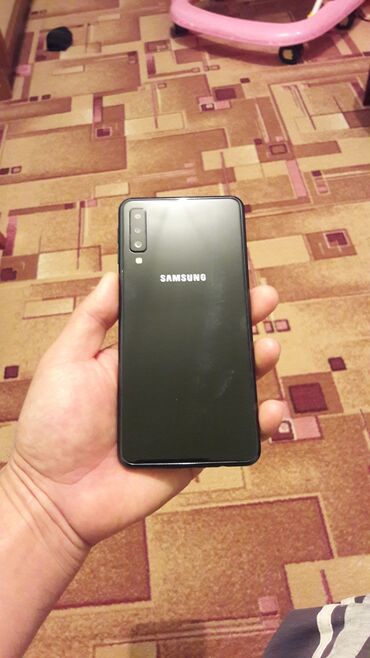 Samsung: Samsung Galaxy A7 2018