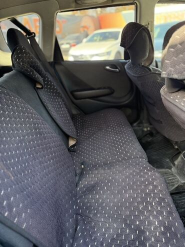 Honda: Honda Fit: 2003 г., 1.5 л, Вариатор, Бензин, Хэтчбэк — 8