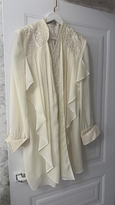 Костюмы с юбкой: Женская Одежда, покупала в Италии/Дубаи, размеры от 48 до 58, новое и — 49