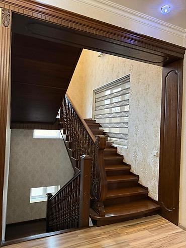 rixos hall: Продается особняк в г. Ош, мкр Достук (Геологородок) - 2 этажный дом — 3
