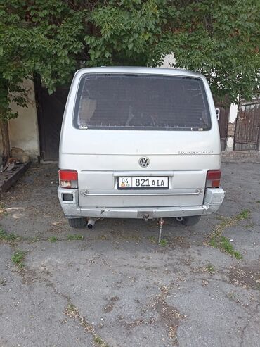 адаптер type c: Продается фургон Volkswagen Transporter T4 серебристого цвета, что