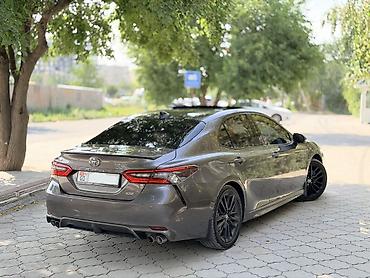 argb controller: Toyota Camry: 2021 г., 2.5 л, Автомат, Бензин, Седан — 2