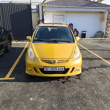 e6 3: Honda Jazz: 2005 г., 1.3 л, Вариатор, Бензин, Хэтчбэк — 2