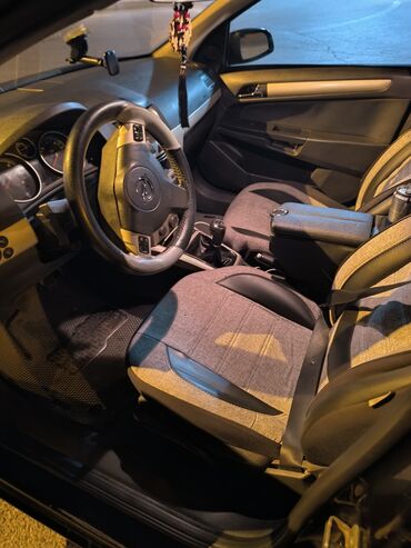 Opel: Opel Astra: 1.3 l | 2007 il 346547 km Universal — 19