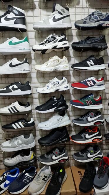white patike muske: Trainers, size - 52