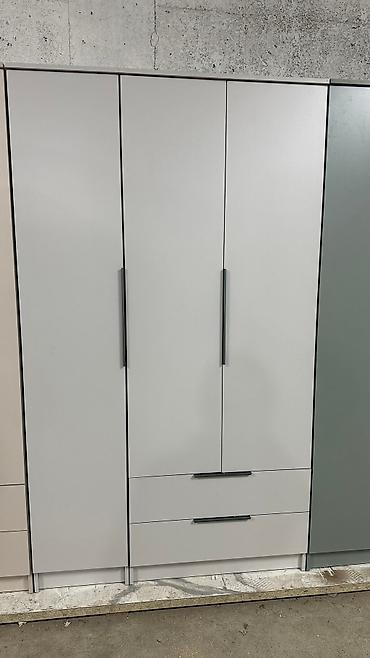 Шифоньеры, шкафы для одежды: Качество на первом месте! Прослужит вам долгие годы! Трехдверный шкаф — 7