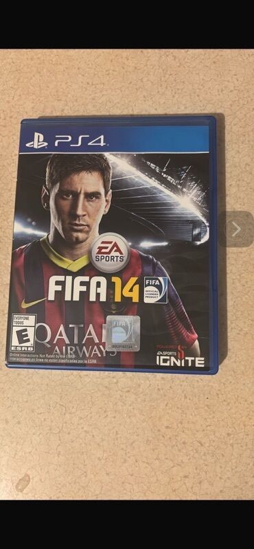 Xbox Series S: FIFA 14 PS4 video oyunu, klassik futbol təcrübəsini təqdim edir