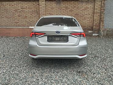 android avto: Toyota Corolla: 2021 г., 1.8 л, Вариатор, Гибрид, Седан — 4