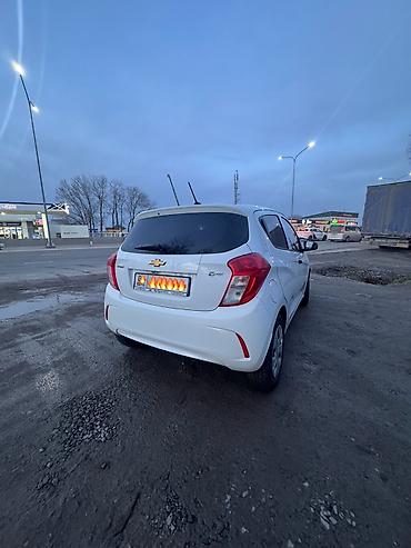 Chevrolet: Chevrolet Spark: 2017 г., 1 л, Вариатор, Бензин, Хэтчбэк — 5