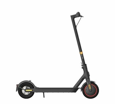 scooter trotinet: Na prodaju elekticni trotinet Mi pro 2,koriscen jednom jos pod