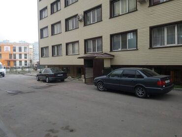требуется швейный цех: Продаю Офис 89 м², Без ремонта, Без мебели, Частный дом, Цокольный этаж этаж