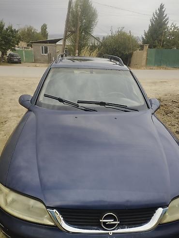 Opel Vectra: 1999 г., 1.8 л, Механика, Бензин, Универсал