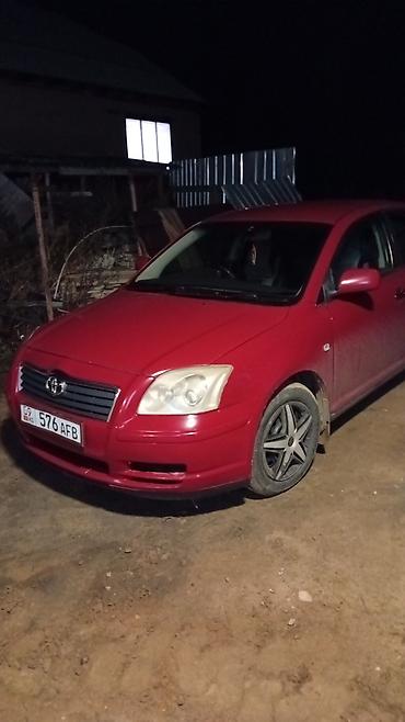 Toyota Avensis: 2003 г., Механика, Бензин, Хэтчбэк