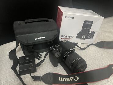 Fotokameralar: Canon EOS 700D