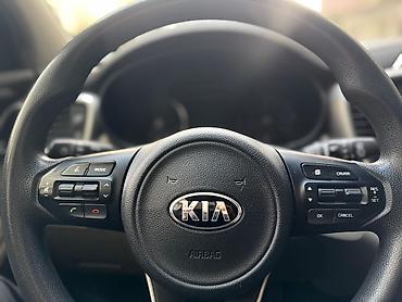 Kia: Kia Sorento: 2018 г., 2.4 л, Автомат, Бензин, Кроссовер — 37