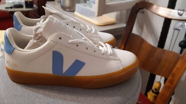 valentino patike: 41, color - White