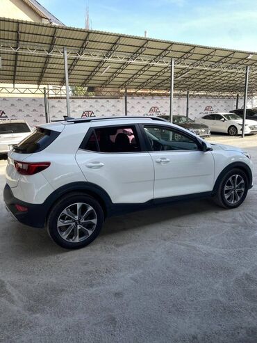 машина электронный: Kia Stonic: 2019 г., 1.6 л, Автомат, Дизель, Хэтчбэк