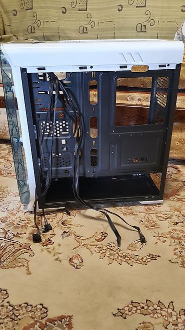 Korpuslar: Ağ rəngdə gamemax pardo kompyuter keysi. İçi boş keysdir, fansızdır — 6