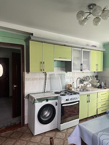 Продажа коттеджей и домов: Продается кирпичный жилой дом с просторным двором и навесом по — 4