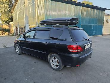 версио: Toyota Avensis Verso: 2002 г., 2 л, Механика, Дизель, Минивэн — 4