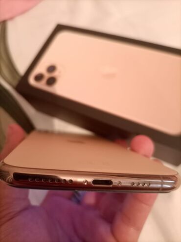 телефоы: IPhone 11 Pro Max, Б/у, 256 ГБ, Золотой, Коробка, 78 %