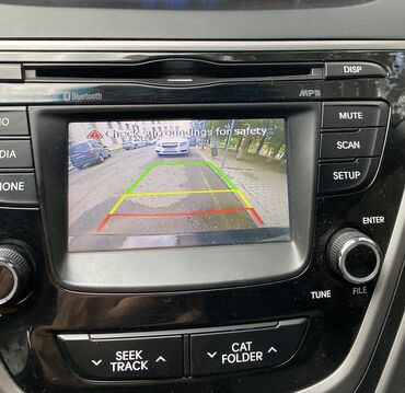 Hyundai: Hyundai Elantra: 1.8 l | 2015 il Sedan — 3