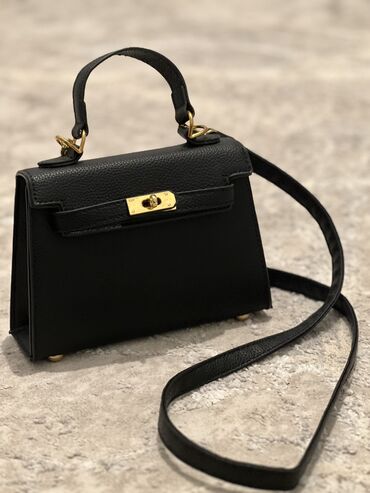 Другие сумки: Сумочка kelly, совсем новая. покупала за 1500, продаю за 800