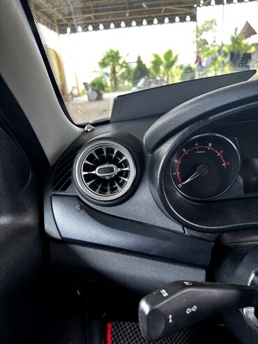 VAZ (LADA): VAZ (LADA) Granta: 1.6 l | 2024 il 28000 km Sedan — 13