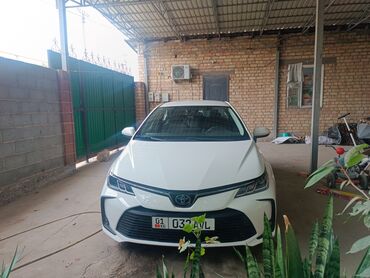 электр машина: Toyota Corolla: 2020 г., 1.8 л, Вариатор, Гибрид, Седан