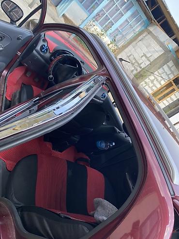 красный материал: Daewoo Matiz: 2007 г., 0.1 л, Механика, Бензин, Хэтчбэк — 3