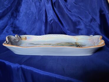 Ostalo posuđe: Oval kompletan rucni rad za serviranja itd. ruski 60,70te. Oval je na lalafo.rs — 10 Ostalo posuđe: Oval kompletan rucni rad za serviranja itd. ruski 60,70te. Oval je — 10