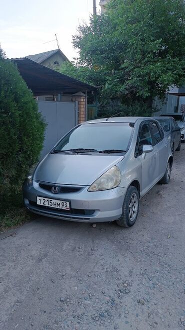 Honda: Honda Fit: 2002 г., 1.3 л, Автомат, Бензин, Седан