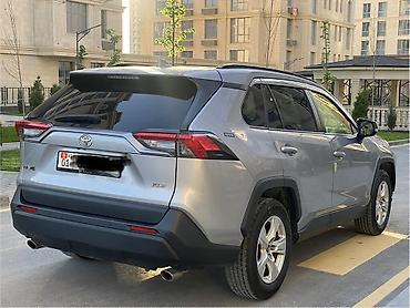 троктир 82: Toyota RAV4: 2019 г., 2.5 л, Автомат, Бензин, Кроссовер — 5