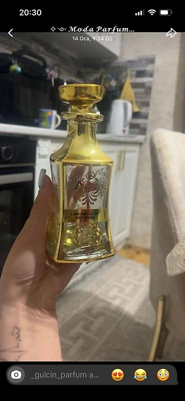 etir qablar: Qızılı şüşə qab. Satilir 98 ededi bir ededi 4 azn — 1