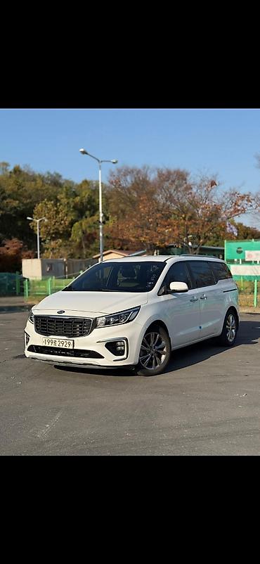 Kia: Kia Carnival: 2019 г., Минивэн — 2
