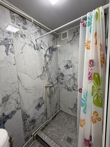 Посуточная аренда домов: Гостевой дом «Домик» КАРАКОЛ. Inst: guesthouse_domik.karakol Рядом — 7